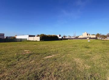 Terreno · 700m² · Terreno de 700 m² en Village del Brigadier