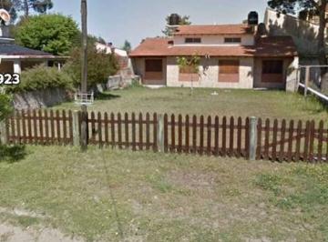 Casa · 200m² · 4 Ambientes · Casa Chalet en Venta en Mar del Tuyú, Costa Atlántica, Buenos Aires