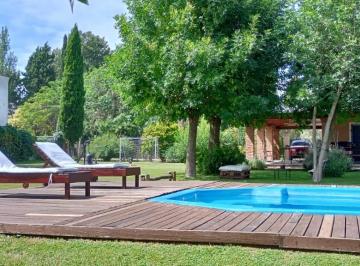 Casa de 3 ambientes, Ezeiza · Casa Quinta en Venta Sobre Lote 1581 m². Canning