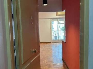Departamento · 52m² · 2 Ambientes · Venta Hermoso y Muy Luminoso Semipiso en Recoleta