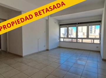 Departamento de 2 ambientes, Córdoba · Centro - Semipiso 2 Dor - 2 Bñ - Reciclad0 - Ampli0 - Impecable - Apto Credito