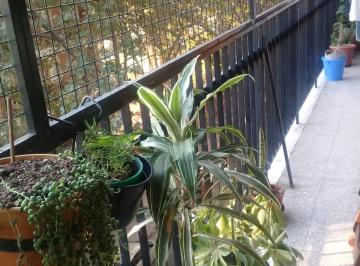 Departamento de 4 ambientes, Boedo · Venta 4 Ambientes Al Frente con Balcon - Boedo