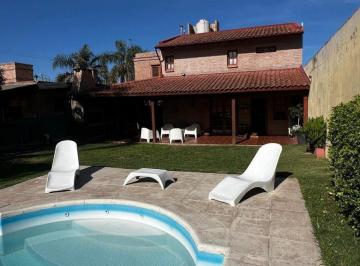 Casa · 266m² · 8 Ambientes · 2 Cocheras · Venta Prados de La Villa 3 Dorm + Pileta (Apta Credito)