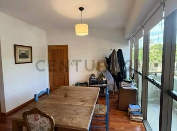 Departamento · 90m² · 3 Ambientes · 1 Cochera · Semipiso en Venta Plaza Moreno Dos Dorm. con Cochera