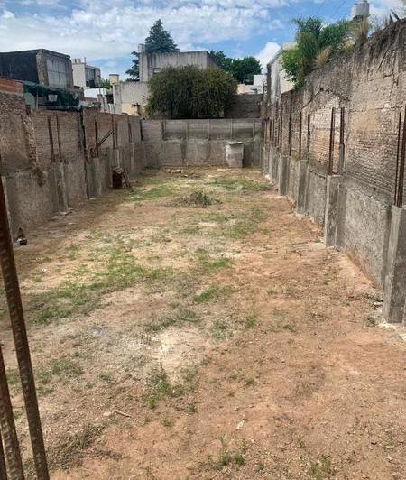 Terreno · 400m²