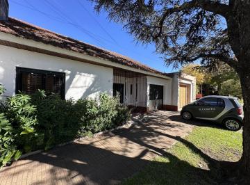 Casa · 95m² · 2 Ambientes · 1 Cochera · Casa - Temperley Este