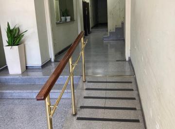 Departamento de 4 ambientes, Lanús · Dto. Piñeiro 42 5to Piso Al Frente con Balcon.
