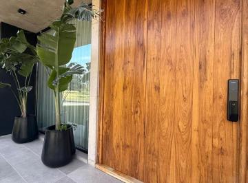 Casa · 330m² · 5 Ambientes · 4 Cocheras · Casa en Venta en Haras San Pablo General Rodriguez