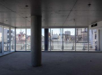 Oficina comercial · 108m² · 1 Cochera · Oficina en Venta en Tribunales, 134.20 m², Ubicación Estratégica con Amenitis y Cochera.