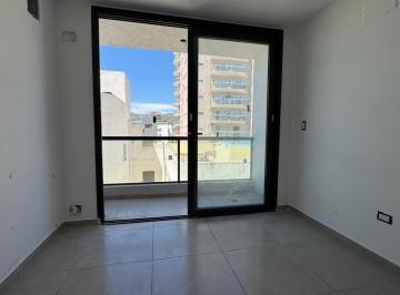 Departamento · 68m² · 3 Ambientes · 1 Cochera · Departamento en Venta en Edificio Bior de 2 Dorm. con Balcon