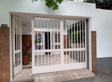 Casa de 3 ambientes, Córdoba · Alquilo Casa de Dos Dorm. con Cochera y Patio