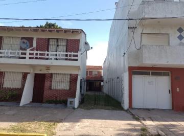 PH de 3 ambientes, Las Toninas · Duplex en Pleno Centro de Las Toninas a 3 Cuadras de La Playa
