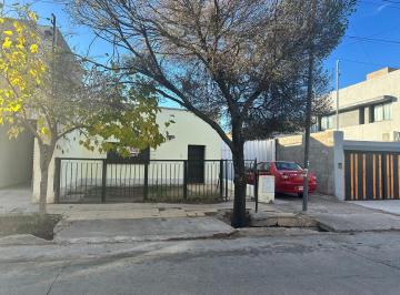 Casa de 4 ambientes, Godoy Cruz · Casa en Venta en Godoy Cruz
