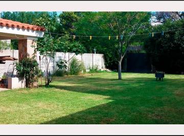 Casa · 130m² · 3 Ambientes · 1 Cochera · Oportunidad! San Jorge 642 Casa 2 Dorm. Brrio Los Naranjos