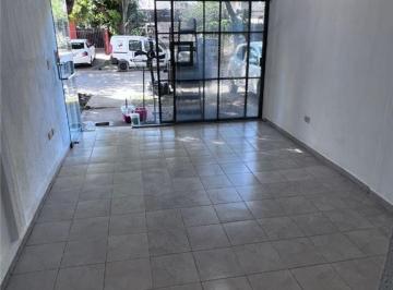 Local comercial · 28m² · Locales - a La Calle - Villa Centenario, Resistencia