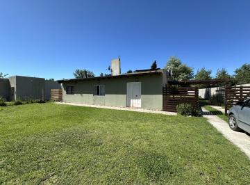Casa · 190m² · 6 Ambientes · 2 Cocheras · Casa en Chacras Don José