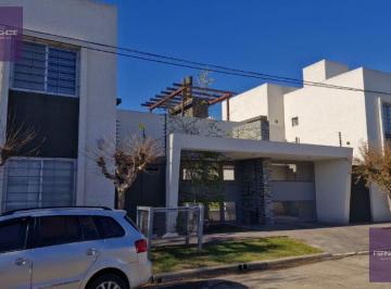Departamento · 47m² · 2 Ambientes · 1 Cochera · Departamento en Centro de Lujan