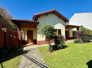 Casa · 360m² · 4 Ambientes · 1 Cochera · Casa en Venta en Monte Grande