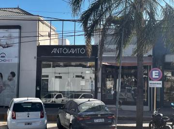 Local comercial de 2 ambientes, Villa Allende · Derqui a m de Golf