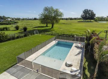 Casa · 360m² · 7 Ambientes · 6 Cocheras · Casa en Venta Al Golf, 7 Ambientes, en Haras de Santa María, Escobar, Gba Norte