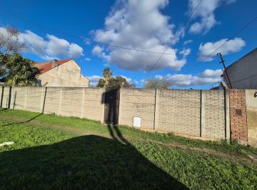Casa de 4 ambientes, Lomas de Zamora · Casa Desarrollada Sobre Amplio Lote de 708 m²