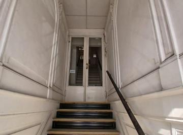 Oficina comercial de 10 ambientes, Avellaneda · Piso Para Uso Comercial o Profesional