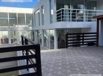 Casa · 342m² · 4 Ambientes · 2 Cocheras · Casa en Mar del Plata