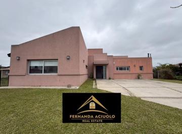 Casa Venta 800m² de 4 ambientes · Casa en Venta en Barrio Santa Ines