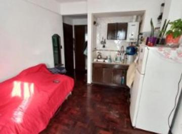 Departamento · 19ha · 1 Ambiente · Venta 1 Ambiente Al Frente. Sarmiento 2900