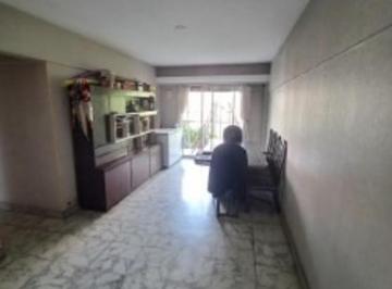 Departamento · 58ha · 3 Ambientes · Venta 3 Ambientes Al Frente con Balcon. v. Gomez 2900