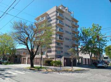 Departamento de 2 ambientes, Ituzaingó · Amplio Departamento Dos Ambientes Al Frente Apto Profesional