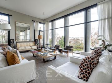 Casa · 360m² · 8 Ambientes · 2 Cocheras · Alquiler en El Golf - Nordelta