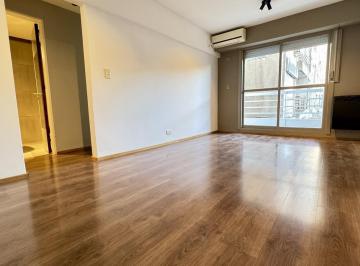 Departamento · 52m² · 4 Ambientes · Departamento de 2 Dorm. en Venta en Centro