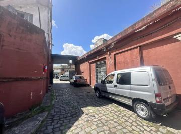 QBM-QB2-1243_2 · Galpón. | Av Lafuente Al 1200