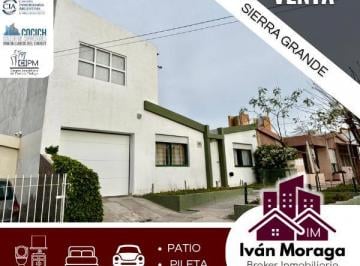 Casa de 8 ambientes, Sierra Grande · Venta Casa 5 Dorm. + Quincho – Sierra Grande, Río Negro