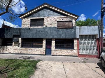 Casa · 206m² · 5 Ambientes · Pte Quintana 3600, 4 Dorm. + Local Comercial Amplio.
