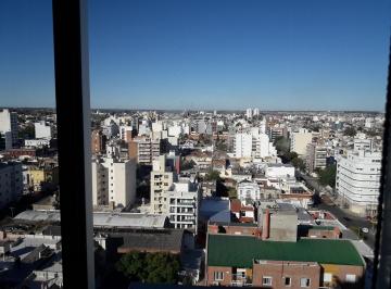 Departamento de 3 ambientes, Córdoba · Departamentasoooo! Piso Alto / / Super Ventilado / / con Cochera!