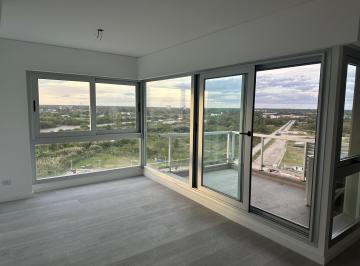 Living y balcon · Departamento 3 Ambientes con Vistas, Luminoso, Cochera y Amenities
