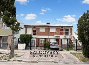 Departamento · 60m² · 3 Ambientes · Departamento en Venta de 2 Dorm. en Puerto Madryn Barrio Sur