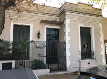 Casa · 180m² · 3 Ambientes · Casa - Temperley Oeste