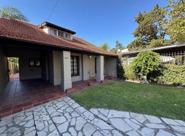 Casa · 200m² · 5 Ambientes · 2 Cocheras · Casa - Temperley Este