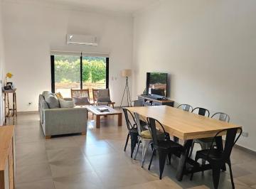 Casa · 154m² · 5 Ambientes · 2 Cocheras · Casa en Una Planta Sobre Gran Lote con Pileta | San Matías | Escobar | Maschwitz