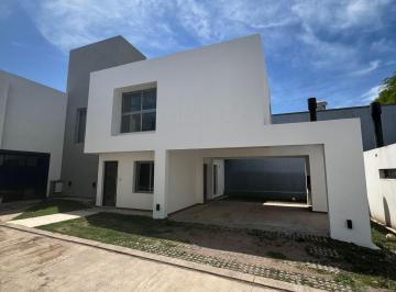 Casa de 5 ambientes, La Calera · Dúplex a Estrenar! Housing Cuesta Plaza Calera. Escritura