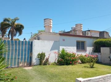 Casa · 35m² · 2 Ambientes · Centro América Av 1 Sector Comercial