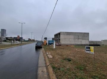 Terreno · 360m² · Lote en Venta Docta Av 2 Apto Comercio