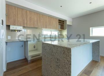 Departamento · 108m² · 5 Ambientes · Vendo Departamento 3 Dorm. con Patio | Centro, Rosario