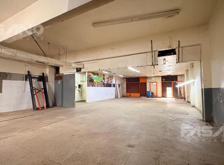 Bodega-Galpón · 200m²