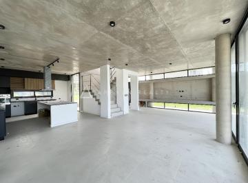 Casa · 277m² · 6 Ambientes · 4 Cocheras · Casa en Venta en Pilará