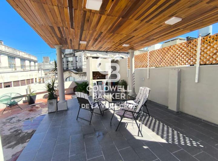 Casa · 144m² · 10 Ambientes · 1 Cochera