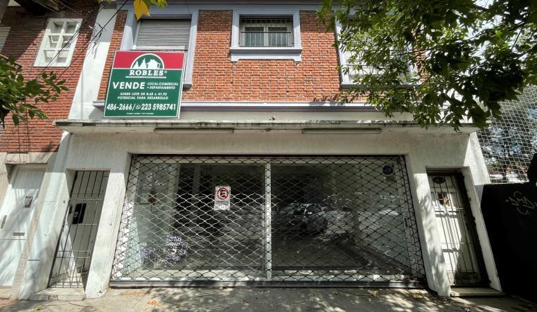 Sobre Av. Colón, lote de 363 m2 totales, frente.